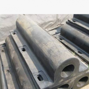 廠家批發(fā)直銷系列型號規(guī)格碼頭 船舶 港口 裝卸平臺配套橡膠護(hù)舷