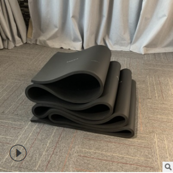 b1級(jí)隔熱發(fā)泡橡塑板 管道保溫橡塑海綿板 鋁箔自粘阻燃橡塑防火板