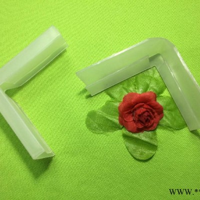 通用塑料護(hù)角對稱彎角塑膠包角