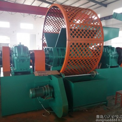 東諾橡膠機(jī)械有限公司供應(yīng)ZPS-900/1200型整胎破碎機(jī)