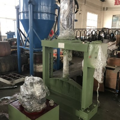 東諾橡膠機(jī)械型號齊全 切膠機(jī)