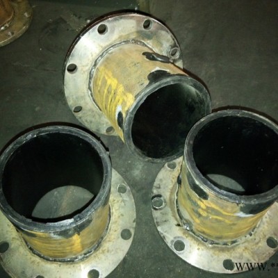 復(fù)興 我廠生產(chǎn)鋼管襯膠，鋼管彎頭襯膠、三通鋼管襯膠、鋼管法蘭襯膠；采用進(jìn)口硫化粘結(jié)劑、進(jìn)口天然橡膠經(jīng)特殊工藝模壓而成，鋼