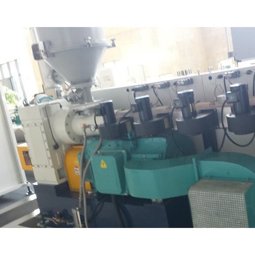 鑫昊YTJ180塑料板材設(shè)備  板材擠出機