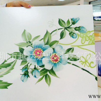 能在木質(zhì)工藝品上印圖案的機(jī)器，木板畫UV噴墨機(jī)，塑料板打印機(jī)