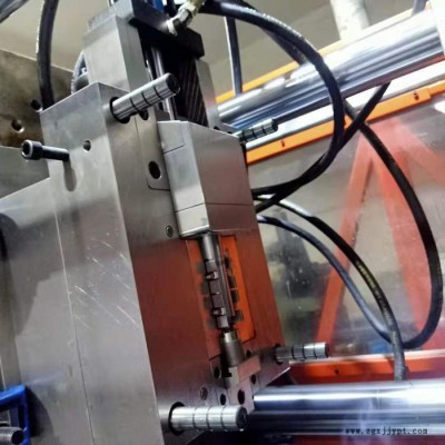 常州市秋江機械有限公司致力于注塑行業(yè)14年，注塑模具生產(chǎn)廠家 注塑模具加工廠家 家電類注塑模具