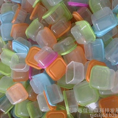 天津佳德森提供各種塑料制品加工制造與研發(fā)，承接各種注塑成型加工，可以研發(fā)模具并注塑成型。