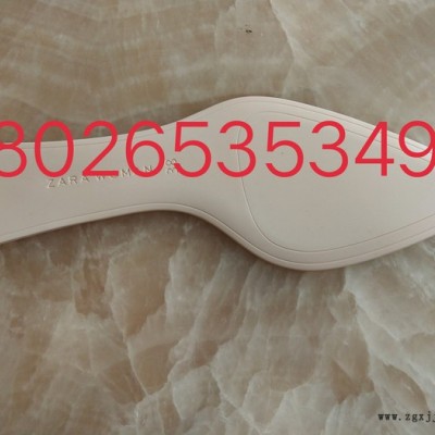 廠家專業(yè)TPU85A90A黑色過ZARA環(huán)保檢測標準鞋底再生料 貨源充足 可免費試樣