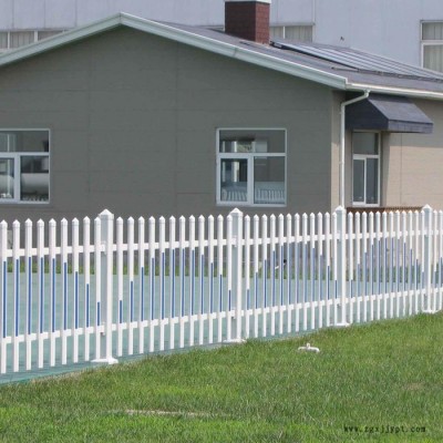 【安平拓俊】 廠家專業(yè)生產(chǎn)定制pvc護(hù)欄，草坪護(hù)欄，小區(qū)別墅圍欄  現(xiàn)貨