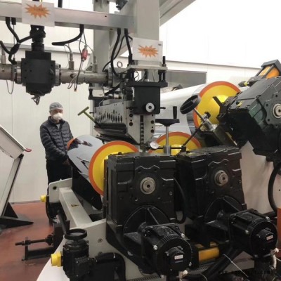 PP片材機(jī)供應(yīng)商 金韋爾機(jī)械 擠出PP片材線