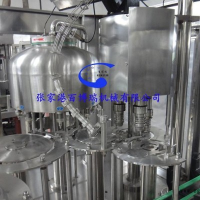 礦泉水瓶子pet型灌裝機(jī)（BBR-145）