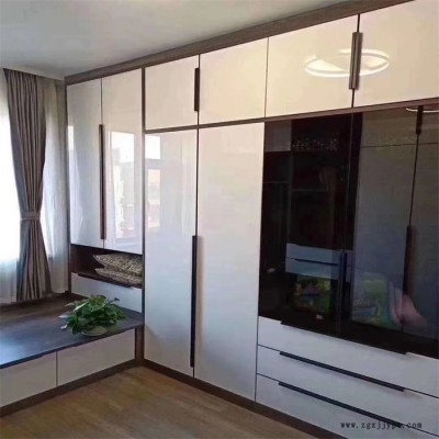 森林羽木業(yè)廠家出售專業(yè)定做pet高光板高光板加工視頻pet高光板報(bào)價(jià)江蘇三胺紙貼面高光板petg高光板廠  歡迎咨詢