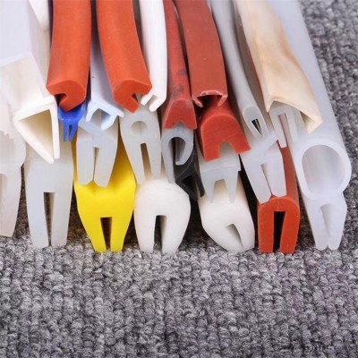 廠家供應(yīng)密封條 耐高溫硅膠密封條 硅膠發(fā)泡海綿條