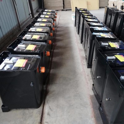 廠直供應(yīng)定制油箱、汽車油箱、燃油箱、柴油箱、液壓油箱、定做