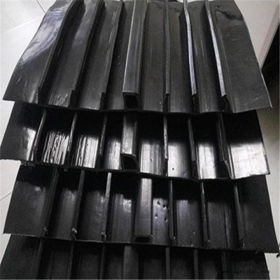 中埋式止水帶   橡膠止水帶廠家  鋼邊式止水帶   支持定制 龍翔 長期供應(yīng)