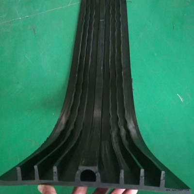 銅板止水帶  橡膠止水帶 優(yōu)慶廠家直銷(xiāo)  可卸式止水帶   歡迎選購(gòu)