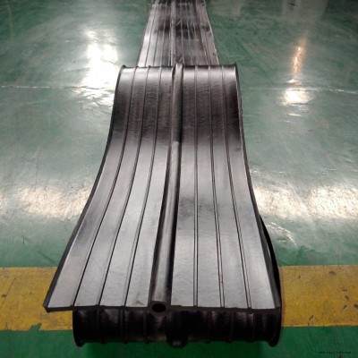 衡建橋  651國(guó)標(biāo)中埋式橡膠止水帶、十五年專業(yè)651國(guó)標(biāo)中埋式橡帶生產(chǎn)廠家