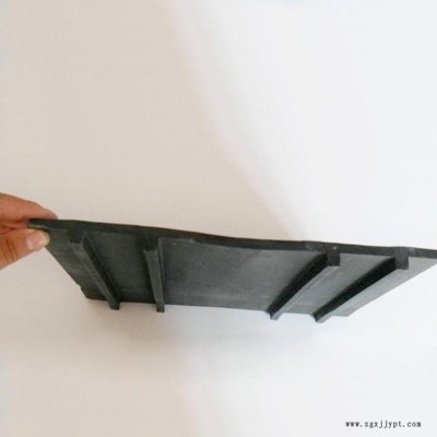 排水溝可卸式止水帶  320×8膨脹橡膠止水帶  地下室防水鋼板止水帶  衡廣通實(shí)體廠家