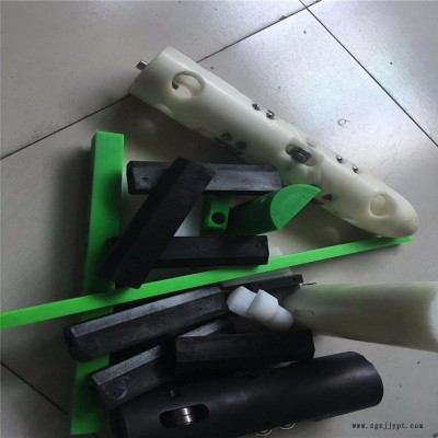 廠家專業(yè)生產各種尼龍塊 尼龍件 尼龍?zhí)啄猃堓佇吞桚R全 做工精密 價格合理產品包郵