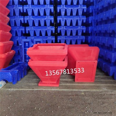 滾塑加工、異形滾塑件加工、滾塑產(chǎn)品制造