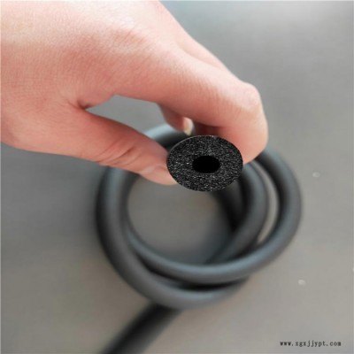 橡塑保溫管價(jià)格每平米 奧美斯品牌 中央空調(diào)專用  橡塑保溫導(dǎo)熱系數(shù) 現(xiàn)貨齊全