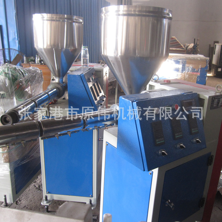 30單螺桿主機(jī)6_5788