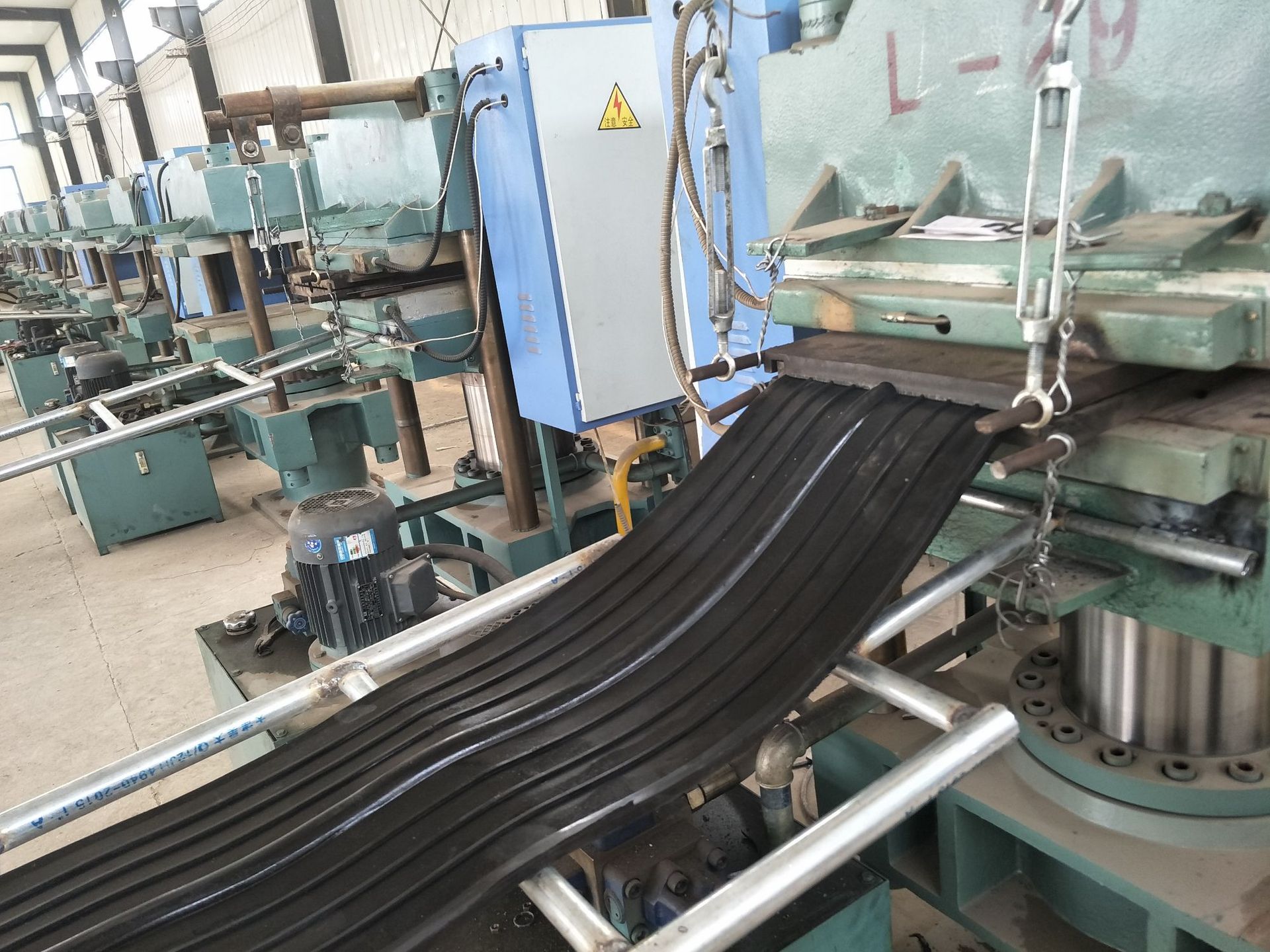 橡膠車間2設(shè)備