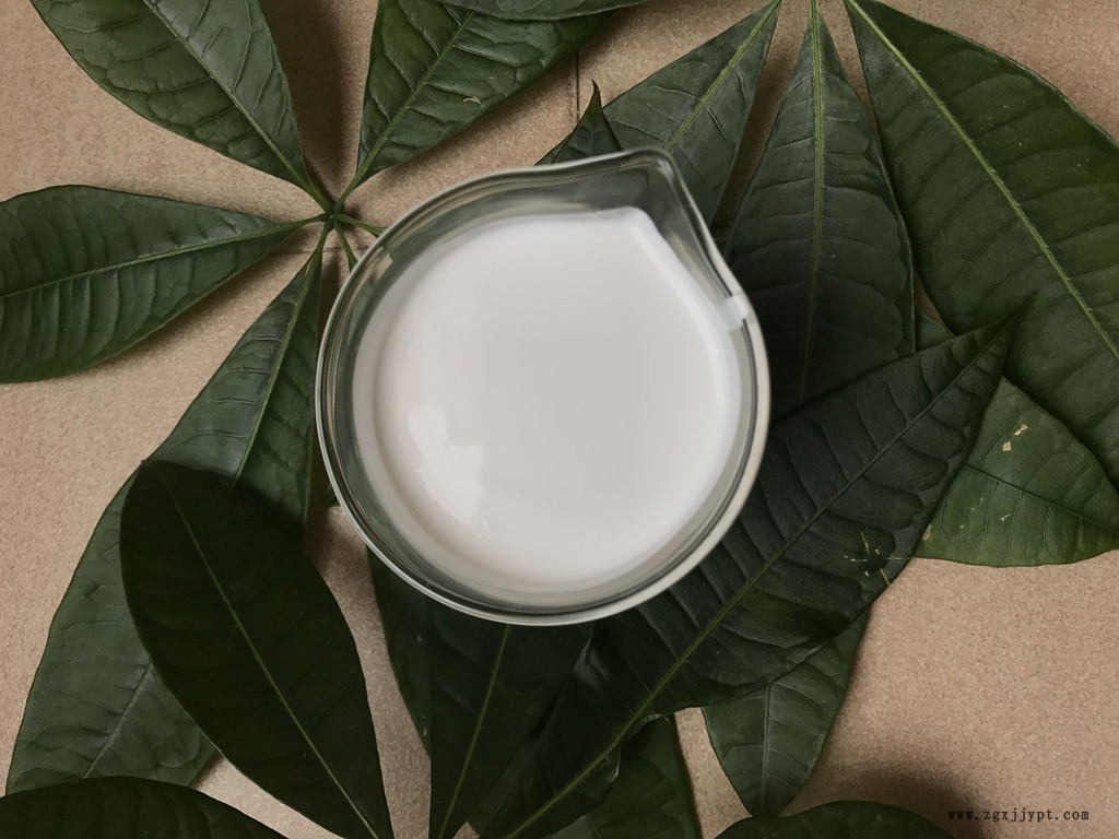 細(xì)膩的潤(rùn)滑性-正浩牌脫模劑X-36