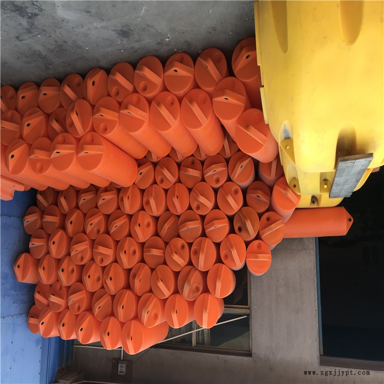 滾塑加工 滾塑浮球價格 滾塑加工 滾塑浮球價格