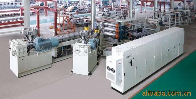 廠家專業(yè)生產(chǎn) EVA薄膜膠片擠出機 EVA太陽能膠膜產(chǎn)線的公司 廠家專業(yè)生產(chǎn) EVA薄膜膠片擠出機 EVA太陽能膠膜產(chǎn)線的公司