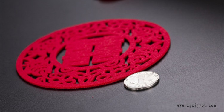 創(chuàng)意 彩色 隔熱 吸水 毛氈杯墊時尚創(chuàng)意鏤空餐墊 禮品促銷贈送示例圖16