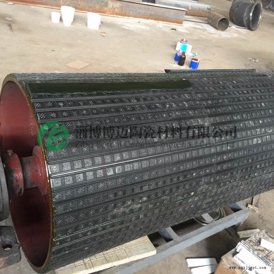 供應耐磨陶瓷滾筒包膠 耐磨陶瓷復合板示例圖5