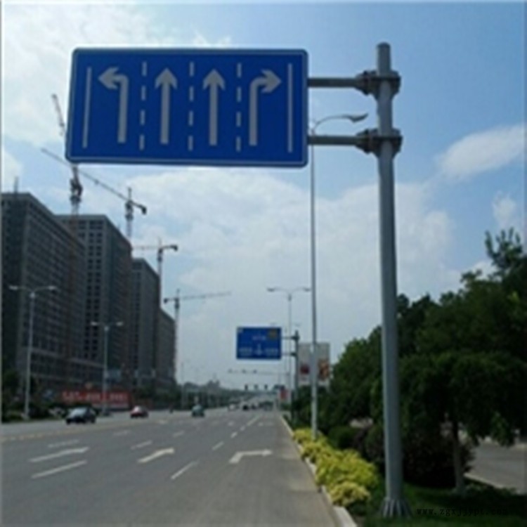 祥路生產(chǎn)加工 治安監(jiān)控桿 指示牌標(biāo)識(shí)牌 L型標(biāo)志桿