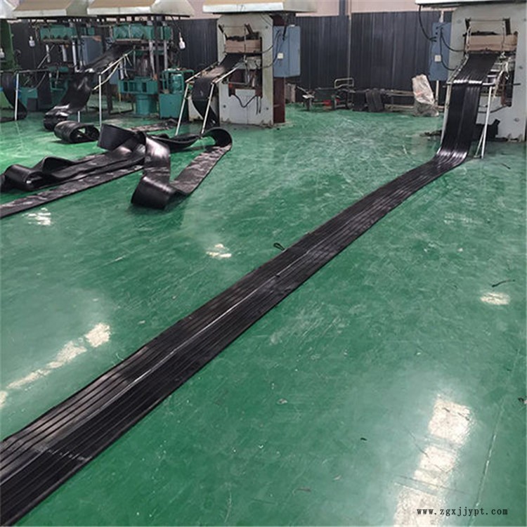 18053758.jpg thumb_l_____2__副本.jpg