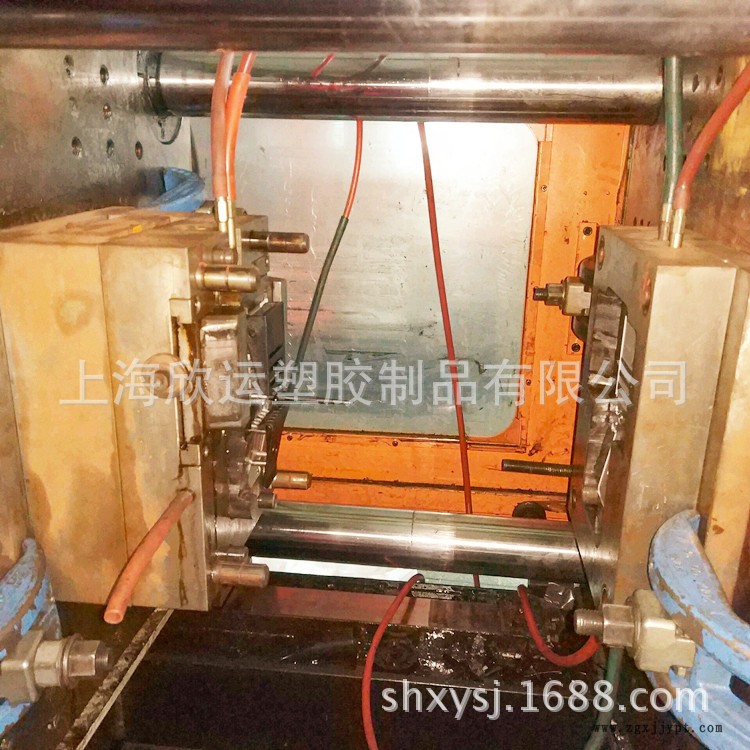 上海欣運塑膠專業(yè)PA尼龍塑料配件開模定制免費設計 尼龍壓扣現(xiàn)貨示例圖5