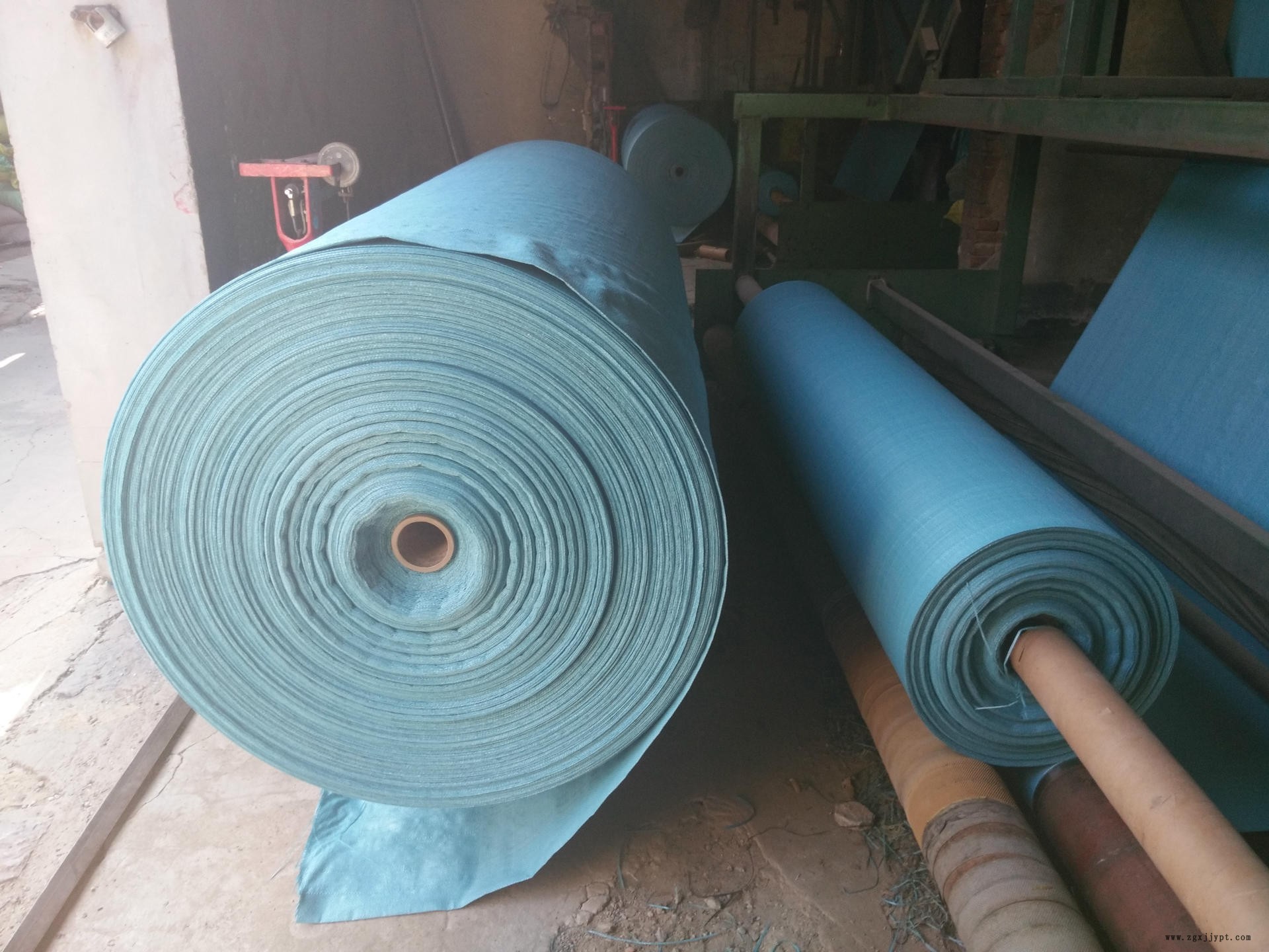 生產(chǎn)訂制 大棚防草布 園藝除草布 園藝地布 環(huán)保認(rèn)證示例圖3