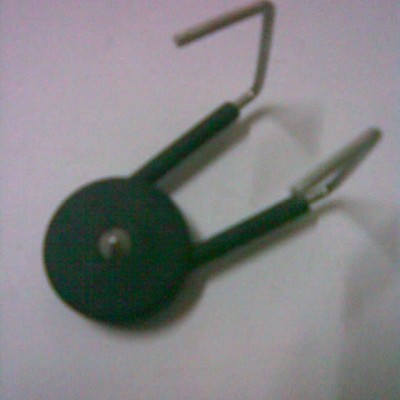 供應(yīng)硅膠輥，骨架硅橡膠，橡膠配件，硅膠飲水彎管/直管