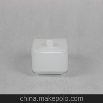 吹塑制品廠17年吹塑加工經驗