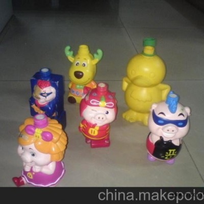 提供動漫水壺吹塑加工