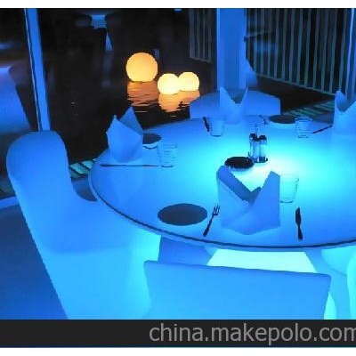 供應塑料椅滾塑加工，滾塑制品，滾塑