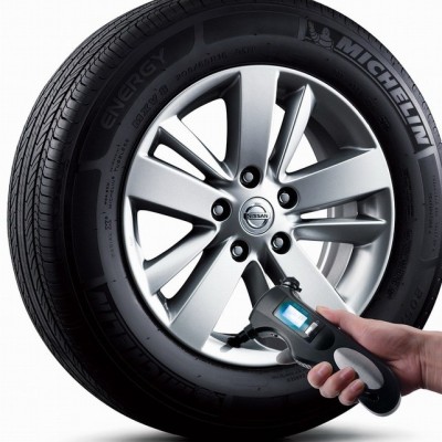 汽車輪胎氣壓表胎壓計監(jiān)測器