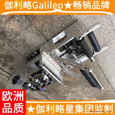 輪胎輪轉(zhuǎn)式龍海六角瓶六棱瓶流水線(xiàn)流水性自動(dòng)貼標(biāo)機(jī)