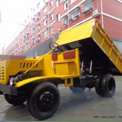 礦用六輪車，四驅六輪車，高效斷氣剎，全液壓方向，12檔帶高低速變速箱，水循環(huán)四缸立式柴油機，礦山專用輪胎