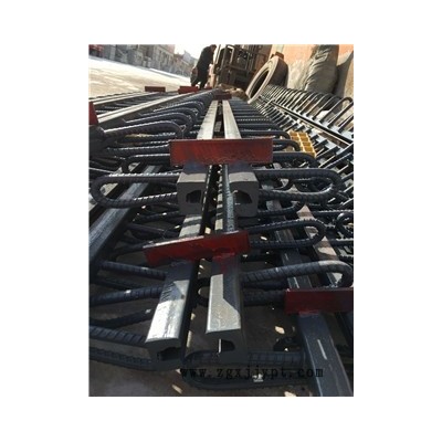 新聞：四川廣安人行橫道伸縮縫廠家安裝隊伍