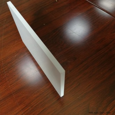 中柱 PP阻燃板  國(guó)內(nèi)先進(jìn)的生產(chǎn)工藝，正宗阻燃原料