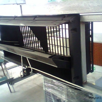 **通風(fēng)窗 養(yǎng)殖通風(fēng)窗  雞舍塑料通風(fēng)窗 養(yǎng)雞側(cè)風(fēng)窗 雞舍換氣窗 本公司產(chǎn)品利用**原料ABS PP制成，質(zhì)量保障。