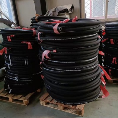 幸運橡塑經(jīng)銷處(圖)-耐磨高壓風(fēng)管項目-阿榮旗耐磨高壓風(fēng)管