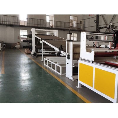 一種全自動板材生產(chǎn)線-板材生產(chǎn)線-華利德塑機(查看)