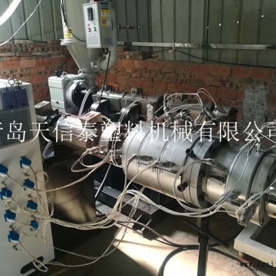 三層管包覆設備價格-三層管包覆設備-天信泰塑機(查看)