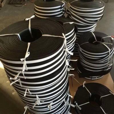 橡膠發(fā)泡條、三元乙丙橡膠發(fā)泡條、35mm*5mm帶雙面膠