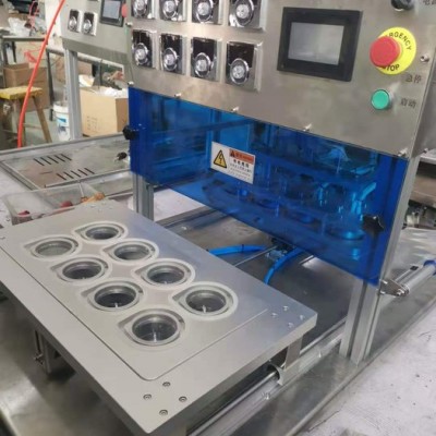 果凍封杯機(jī) 火鍋丸子塑料盒封口機(jī) 食品飯盒封盒機(jī)